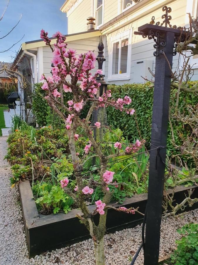 Dalkeith Boutique Bed & Breakfast Bed & Breakfast Kaiapoi Exterior photo